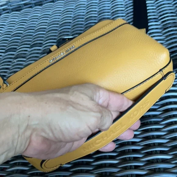 Michael Kors Cooper Utility Crossbody - Picture 15 of 16